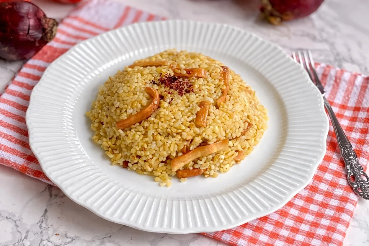 Erişteli Bulgur Pilavı