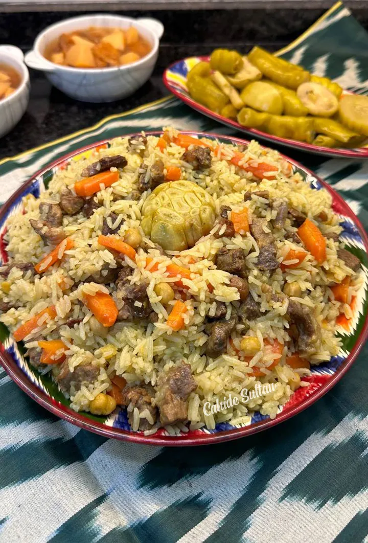 Özbek Pilavı